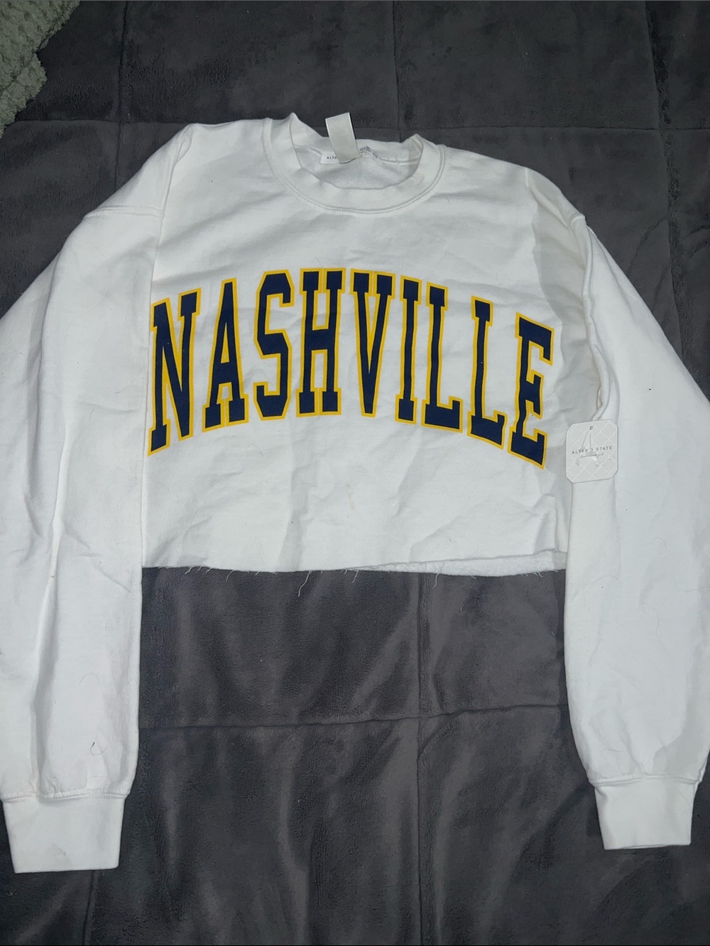 Altar'd State White Cropped Sweatshirt with Navy and Yellow Nashville Lettering